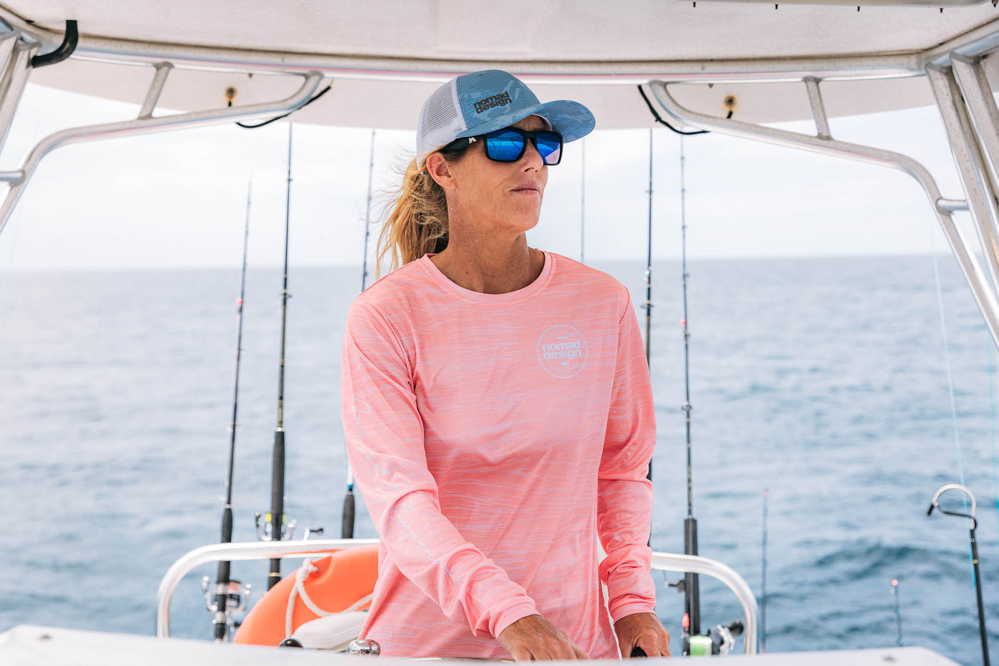 Womens Tech Fishing Shirt - Coral Swell